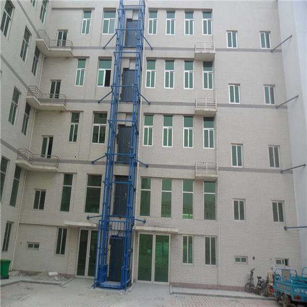<b>液壓升降機</b>