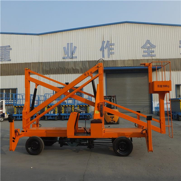 <b>高空作業(yè)車</b>